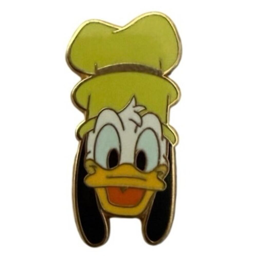 Walt Disney Mickey's Pin Festival of Dreams Donald Duck w Goofy Ear Hat 2007